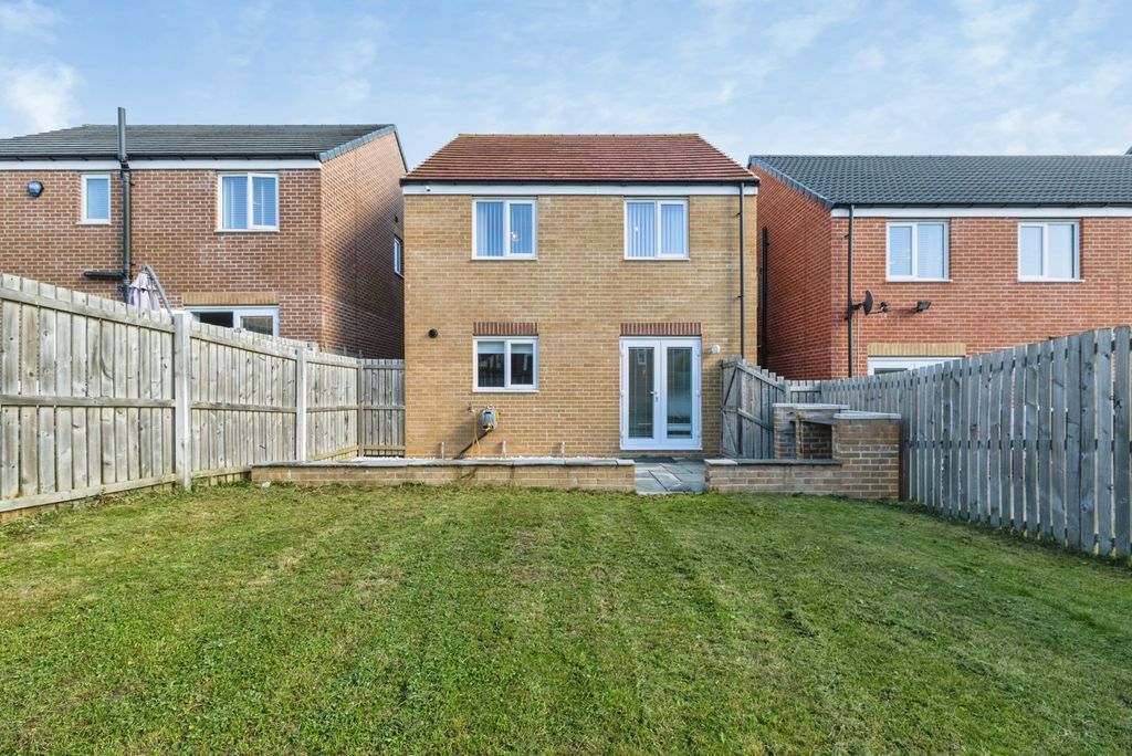 Property photo 3 of 18 Pbox-Img.Jpg