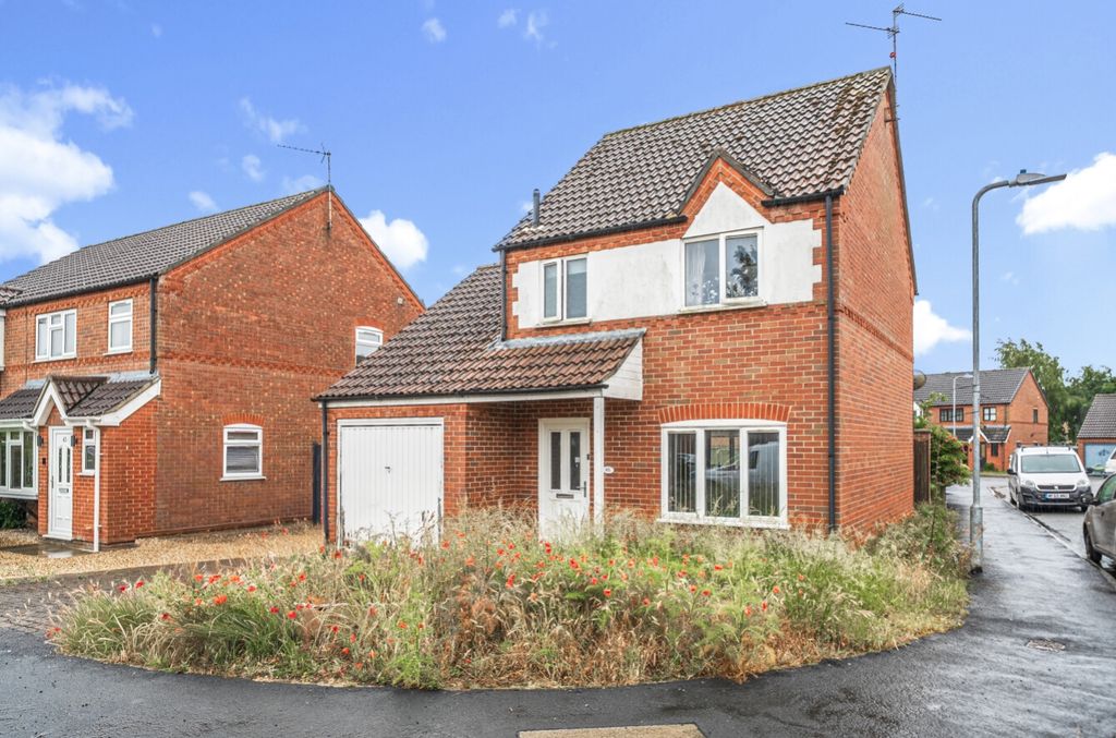 Property photo 1 of 15 1469453-31-6A2A8E34d1F49-Arw-1