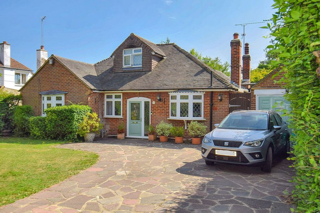 Property photo 1 of 30