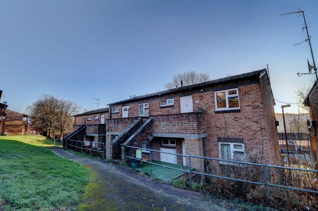 Property photo 1 of 11 Picture No. 24