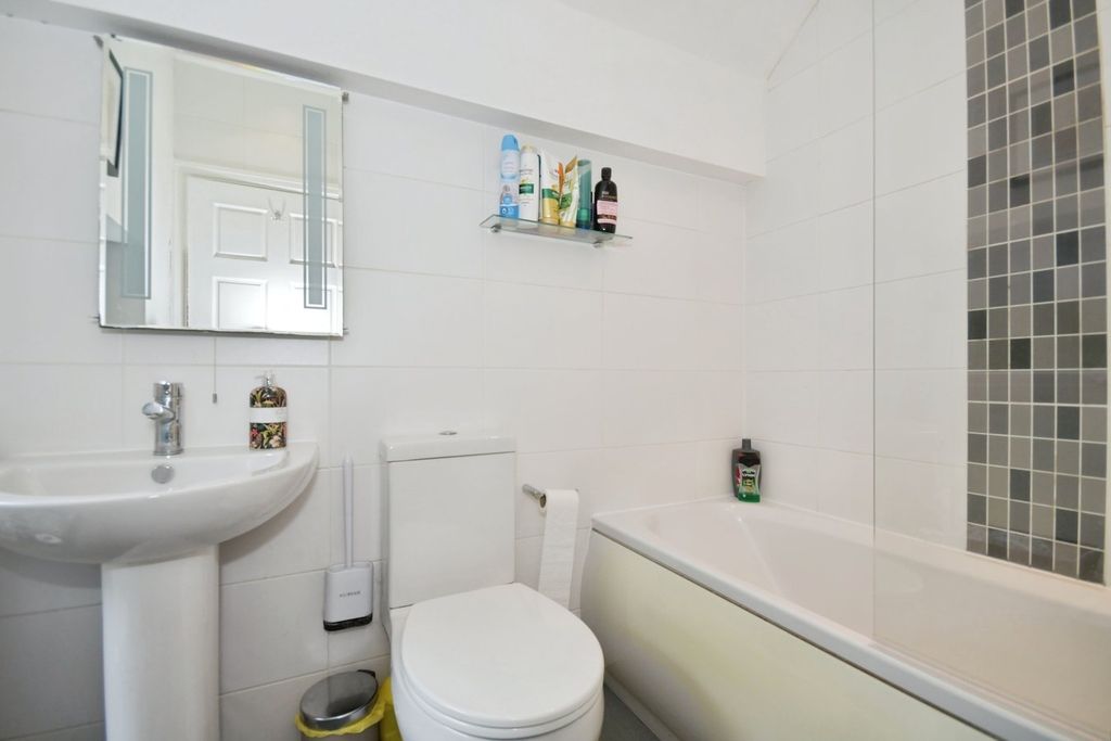 Additional image 15 of 3 bed flat for saleManchester Road, Buxton SK17