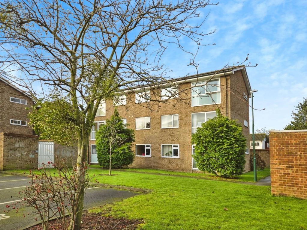 Property photo 1 of 12