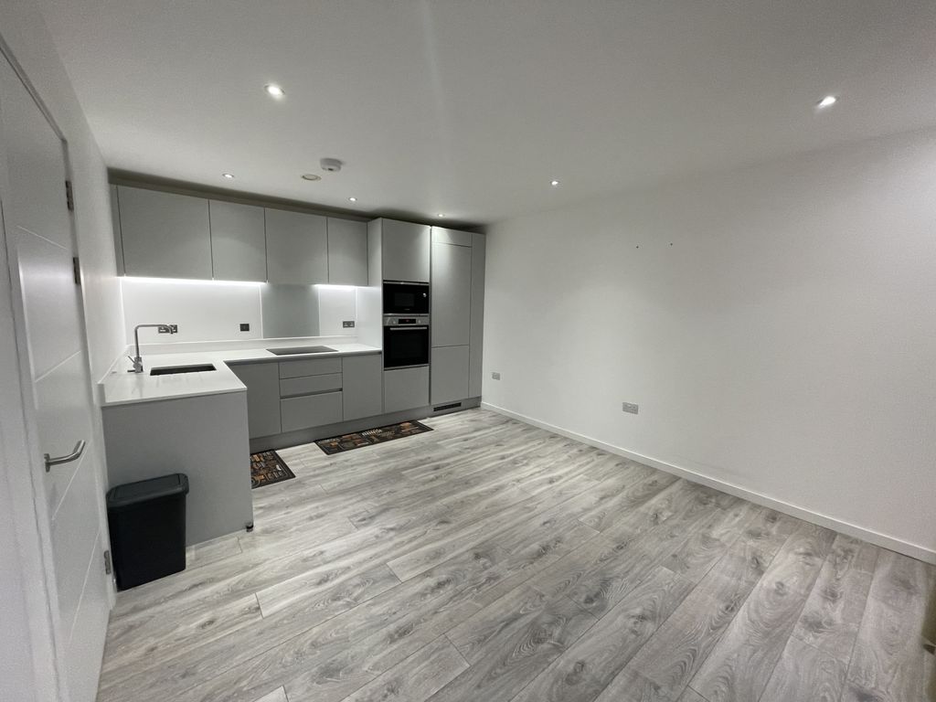 Property photo 1 of 35