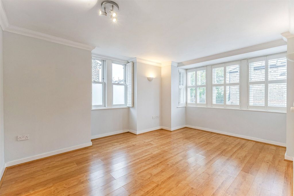 Property photo 2 of 15 Picture No. 07