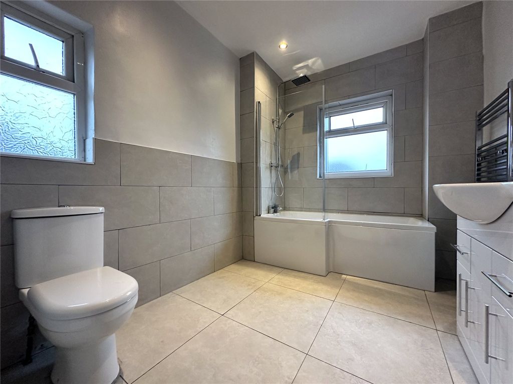 Property photo 2 of 11 Picture No. 38