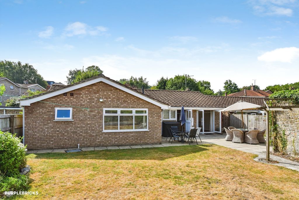 Property photo 1 of 39