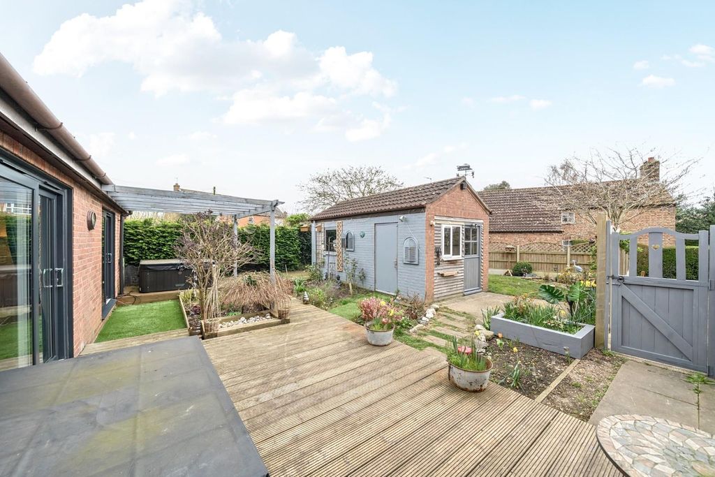 Property photo 2 of 22 Garden.Jpg