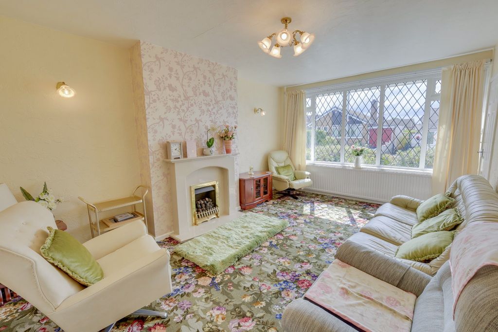 Property photo 2 of 15 Picture No. 06