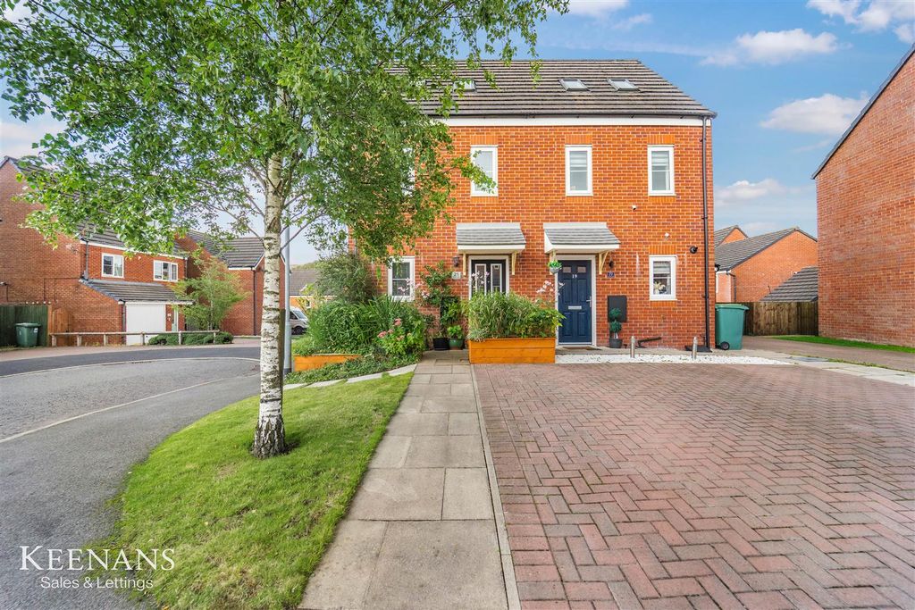 Property photo 1 of 25 21.Jpg