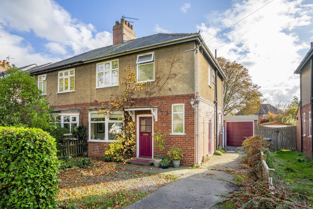 Property photo 2 of 22 Front (Exterior)