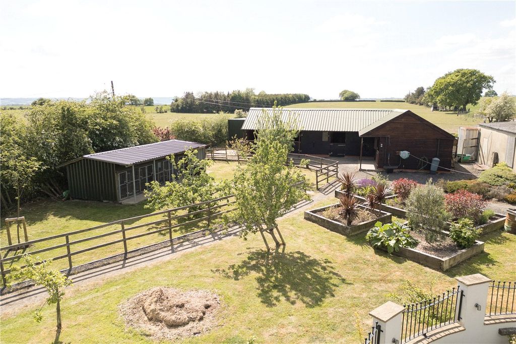 Property photo 2 of 18 Picture No. 02