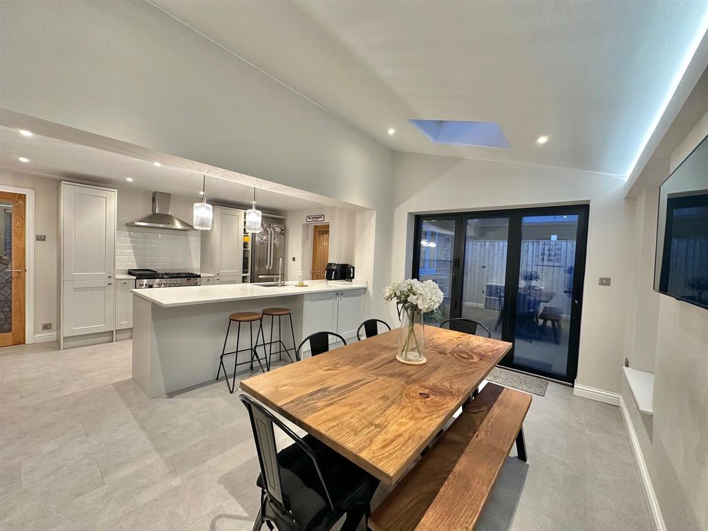 Property photo 3 of 30 Img_2604.Jpg