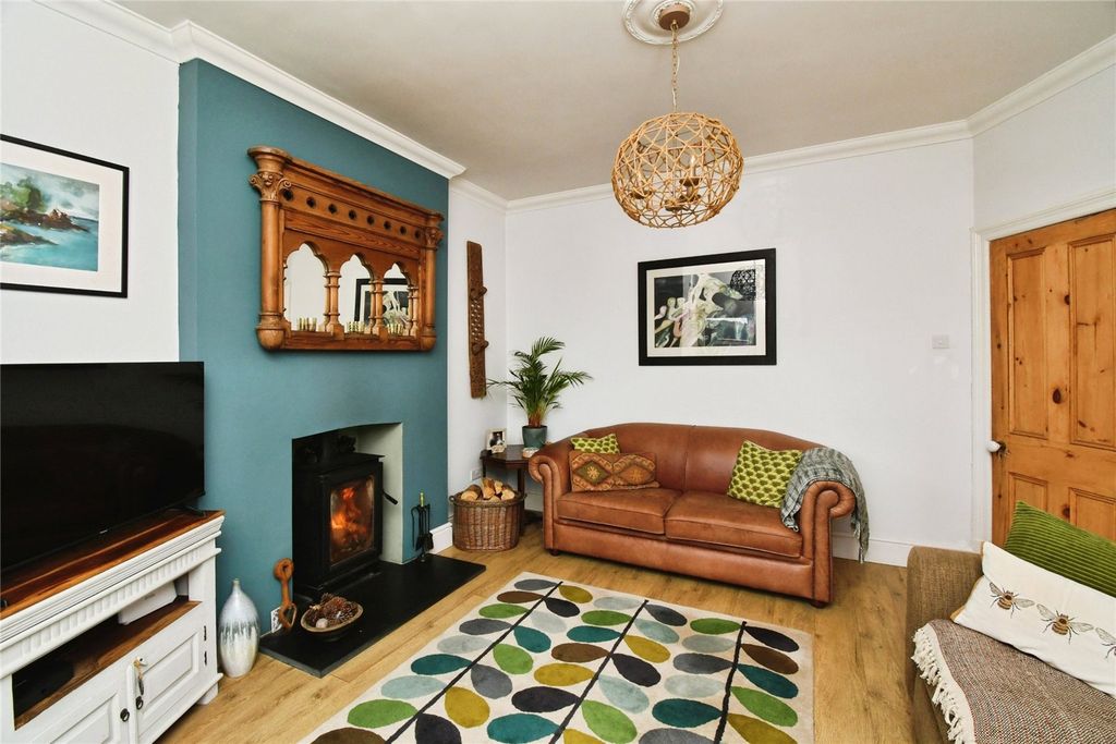 Property photo 3 of 23 Picture No. 37