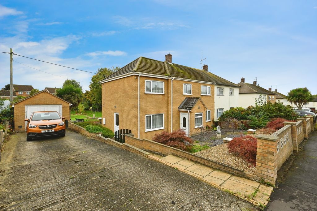 Property photo 1 of 17 Photo