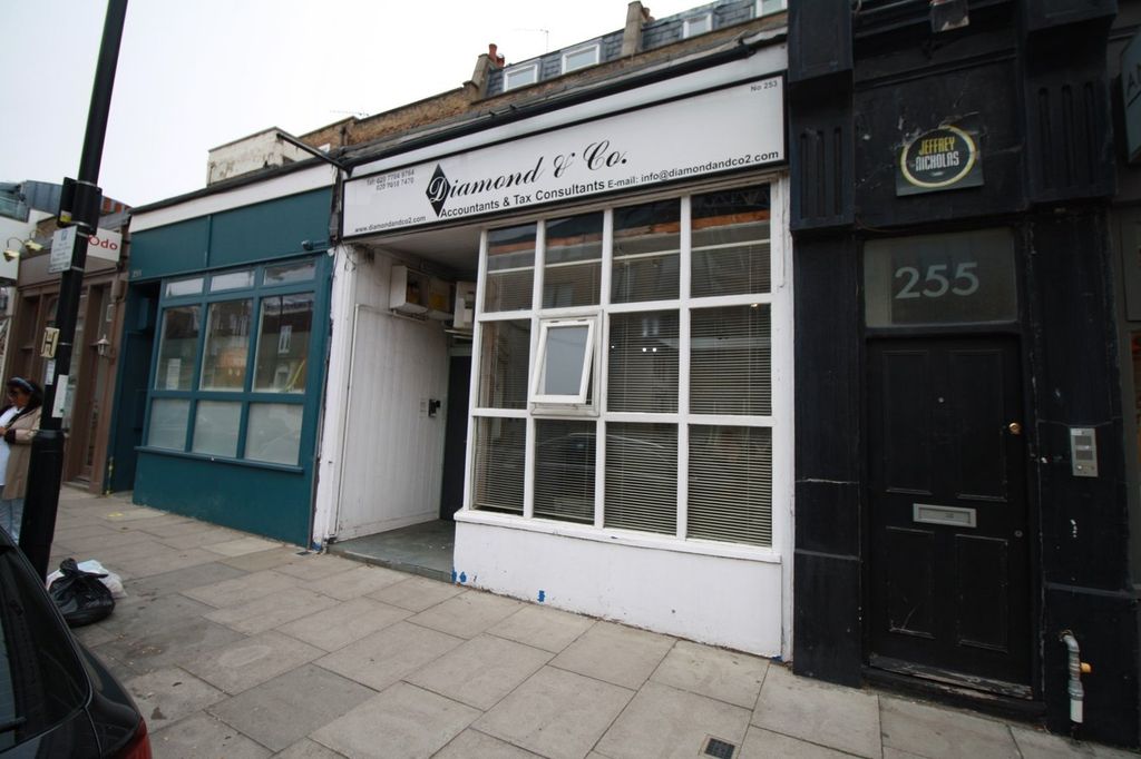 Property photo 1 of 8