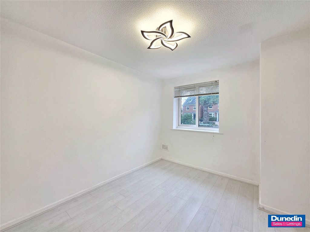 Property photo 3 of 12 Picture No. 03