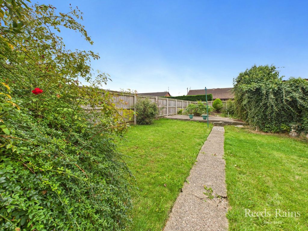 Property photo 2 of 22 Rear Garden