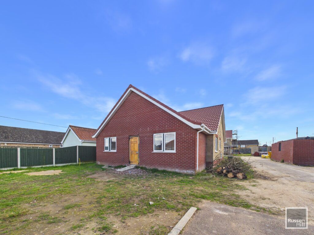 Property photo 1 of 3