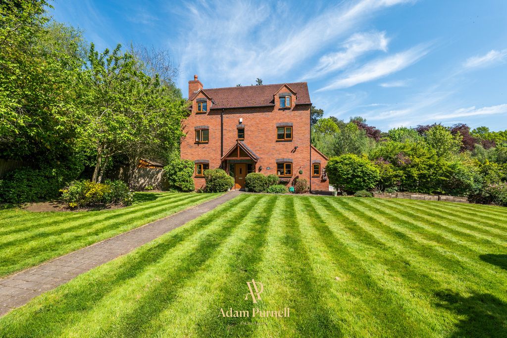 Property photo 1 of 41