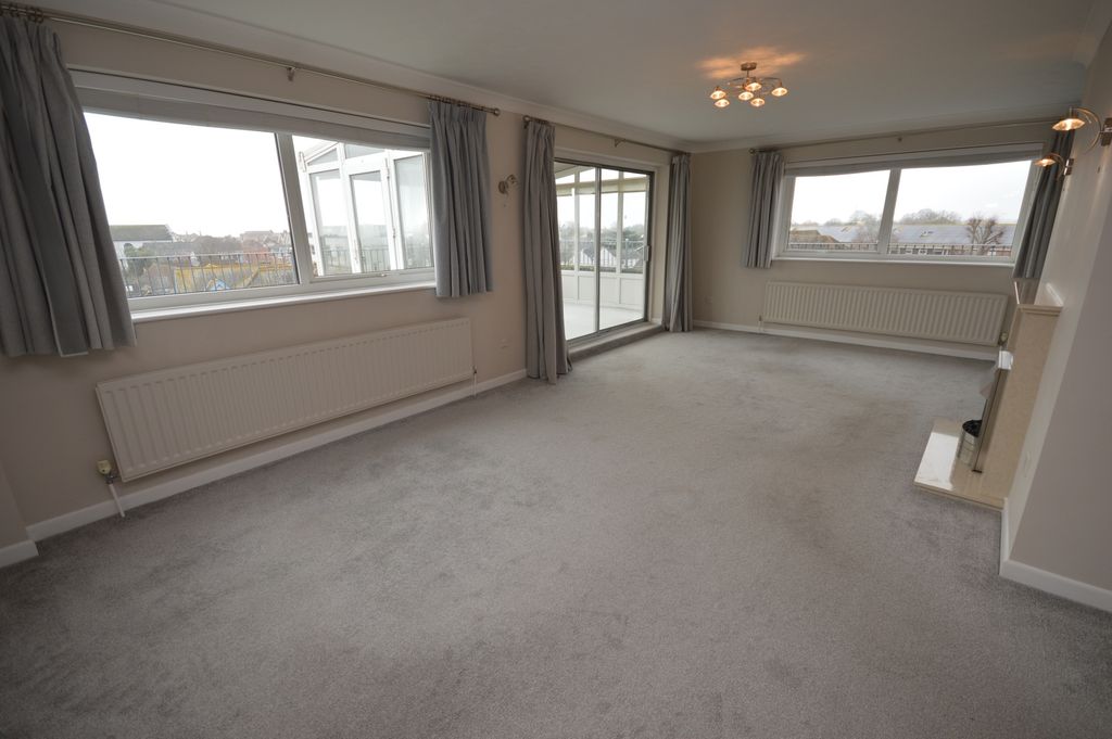 Property photo 3 of 14 Dsc_0060