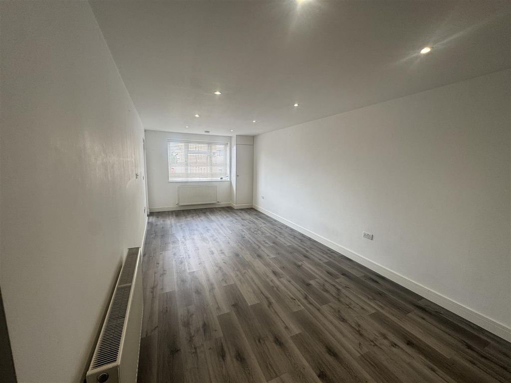 Property photo 2 of 9 Img_6129.Jpg