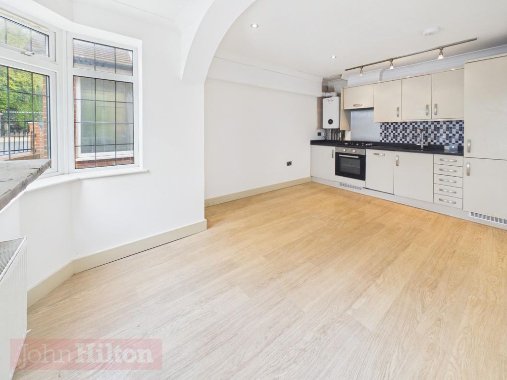 Property photo 3 of 14 Pr0679-Still016.Jpg