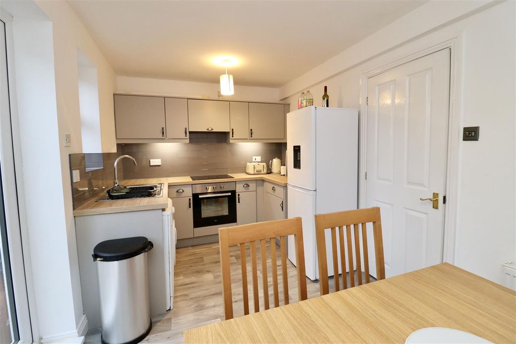 Property photo 3 of 7 Image00009.Jpeg