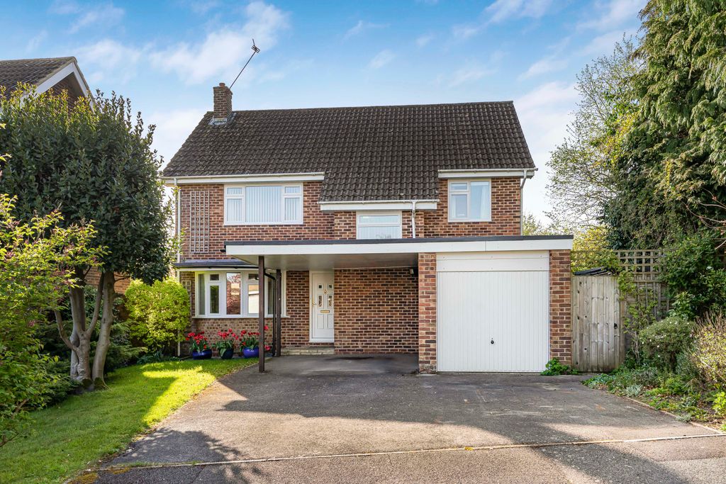 Property photo 1 of 18