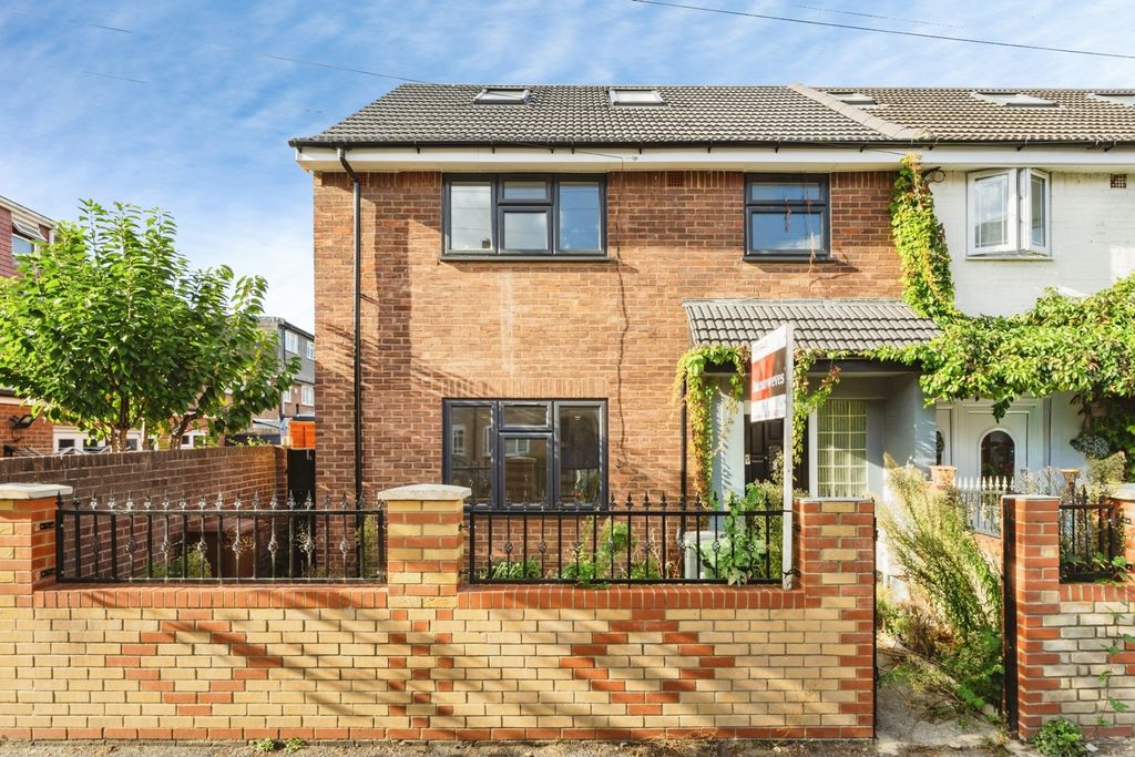 Property photo 1 of 19 Pbox-Img.Jpg