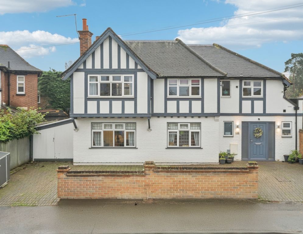 Property photo 1 of 26