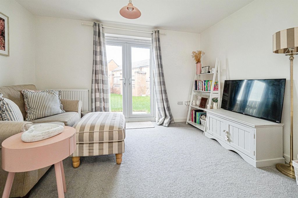 Property photo 2 of 16