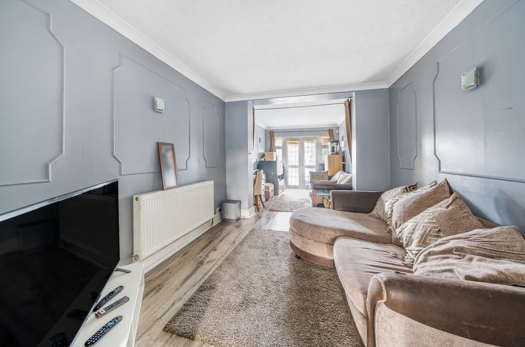 Property photo 2 of 12 961606 (2)