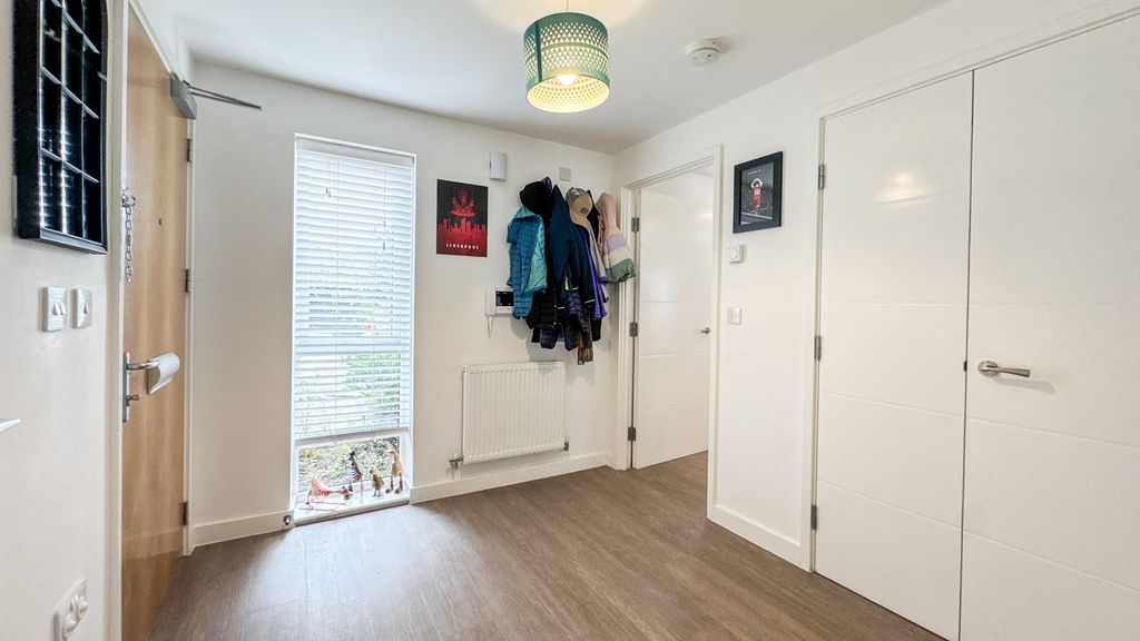 Property photo 3 of 13 Untitled-5925.Jpg