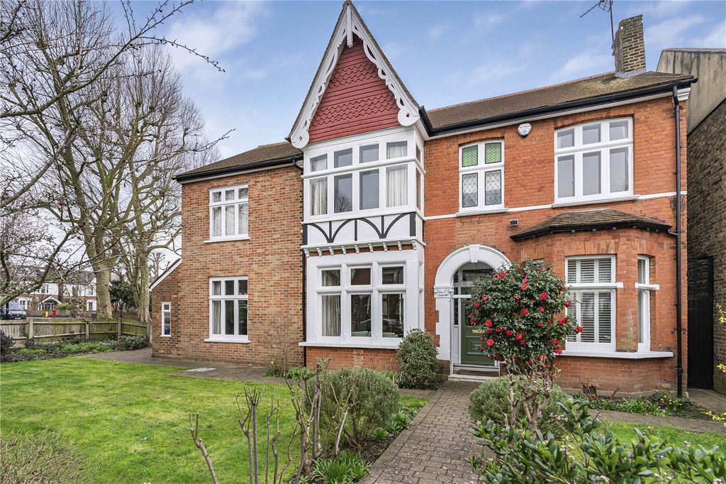 Property photo 1 of 27 Exterior