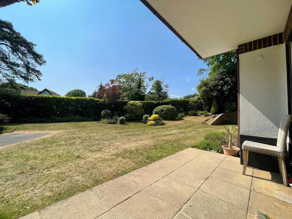 Property photo 2 of 21