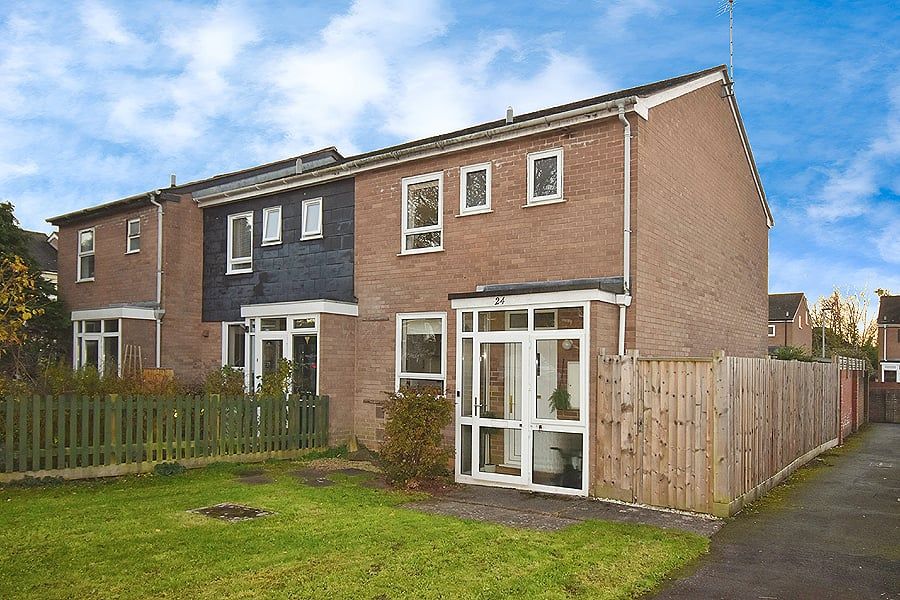 Property photo 1 of 12