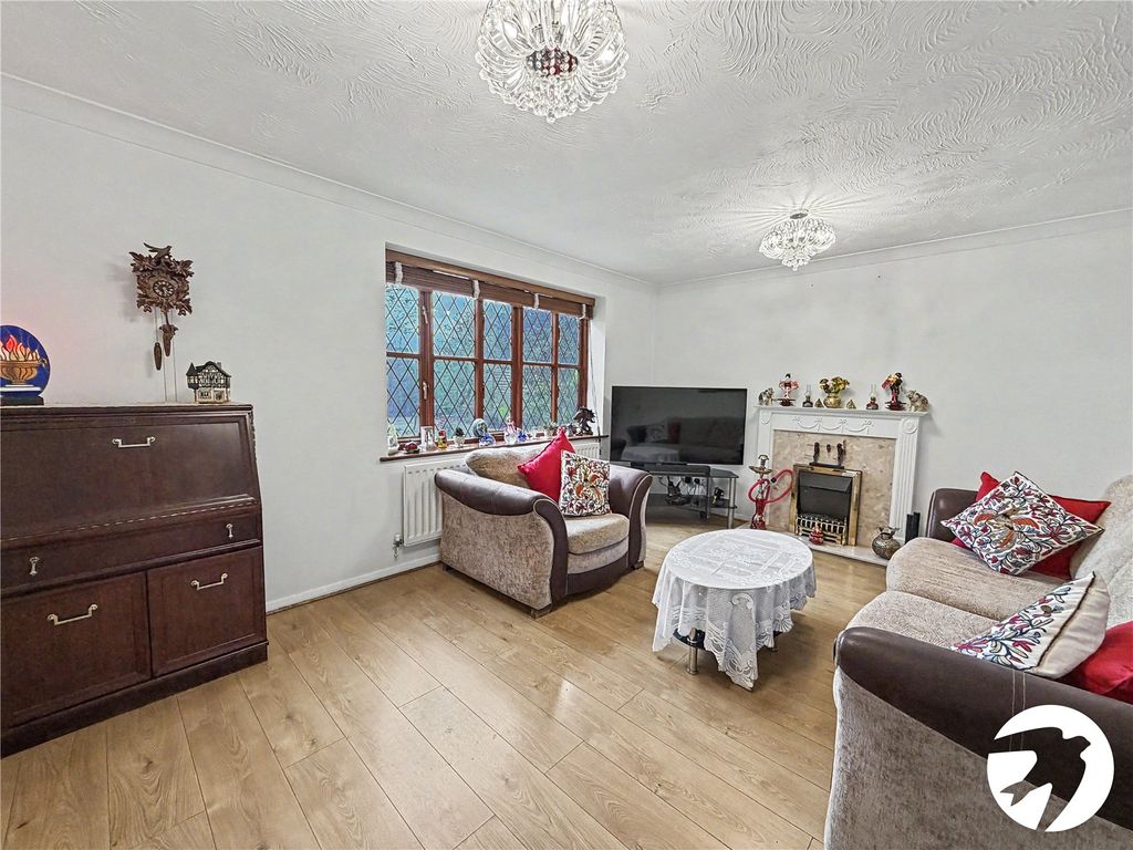 Property photo 2 of 40 Picture No. 55