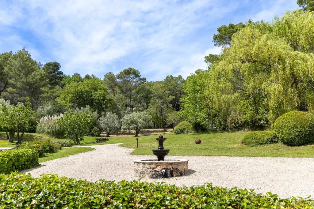 Property photo 3 of 13