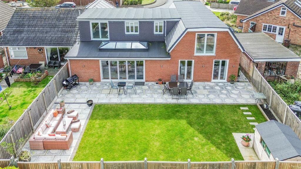 Property photo 3 of 72 4251774