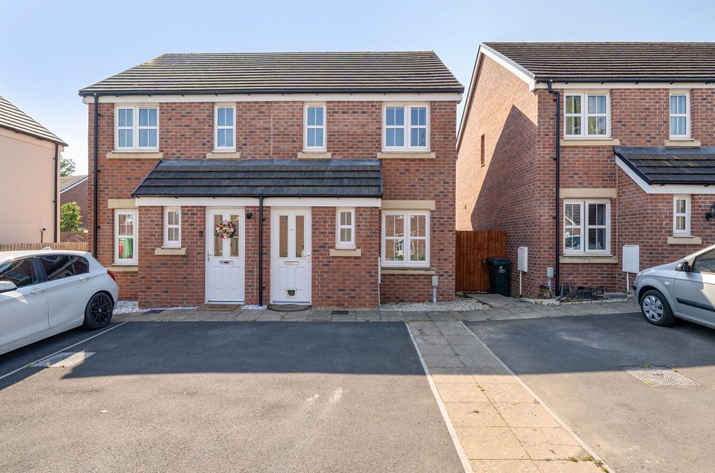 Property photo 1 of 18 1466058 (23)
