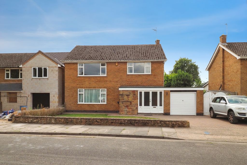 Property photo 1 of 31 Pbox-Img.Jpg