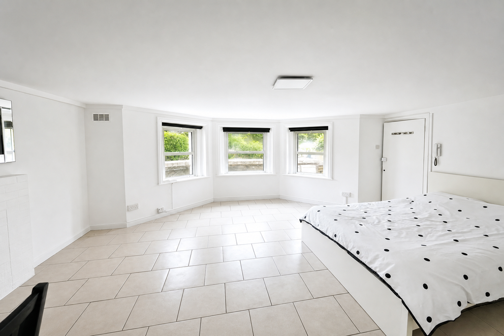 Property photo 1 of 8 Openai Playground 2026-07-20 At 20.14.23 (1)