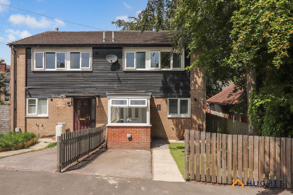 Property photo 1 of 24