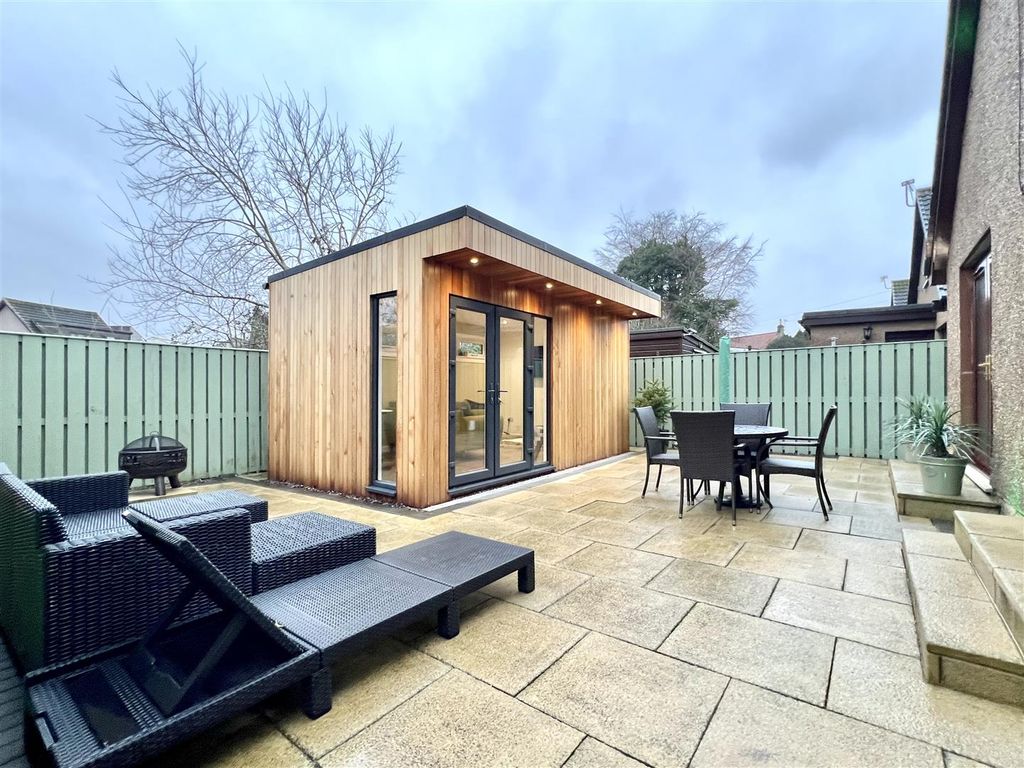 Property photo 2 of 31 Ochil View, Kincardine