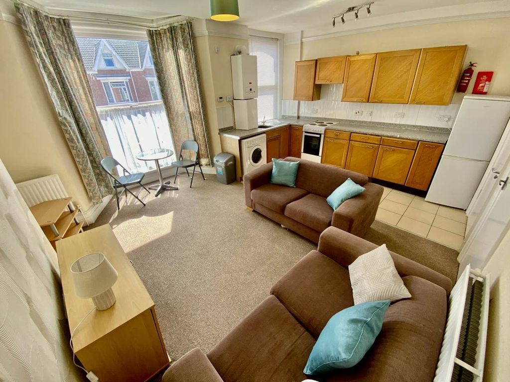 Property photo 1 of 13 Img_5496