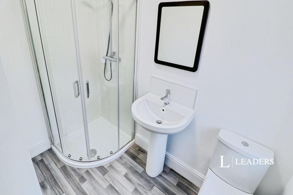 Property photo 3 of 7 Pbox-Img.Jpg