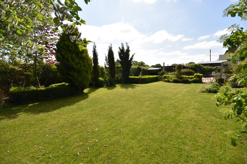 Property photo 2 of 19 Rear Garden
