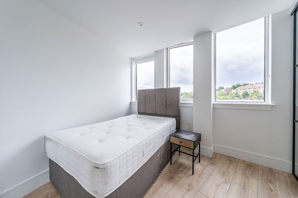 Property photo 2 of 12 77-Capella-Court-12