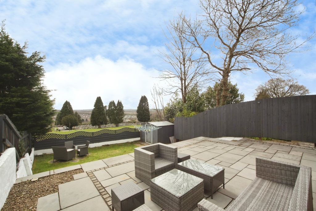 Property photo 3 of 24