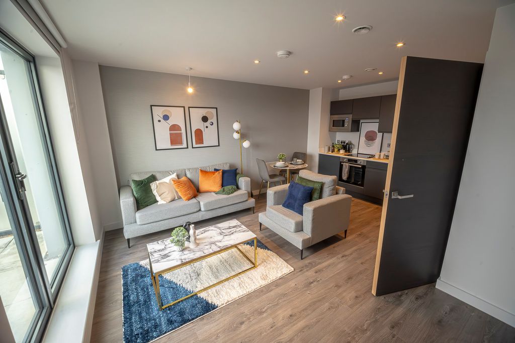 Property photo 3 of 10